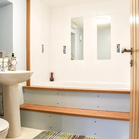 Linstead House Casa vacanze *