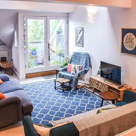 Semesterbostad Linstead House *