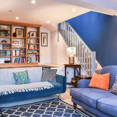 Linstead House *